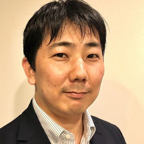 立岡 積 氏